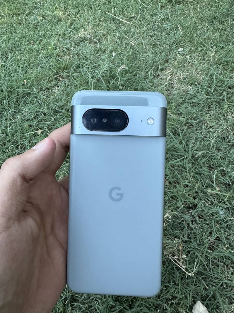 Google Pixel 8 3