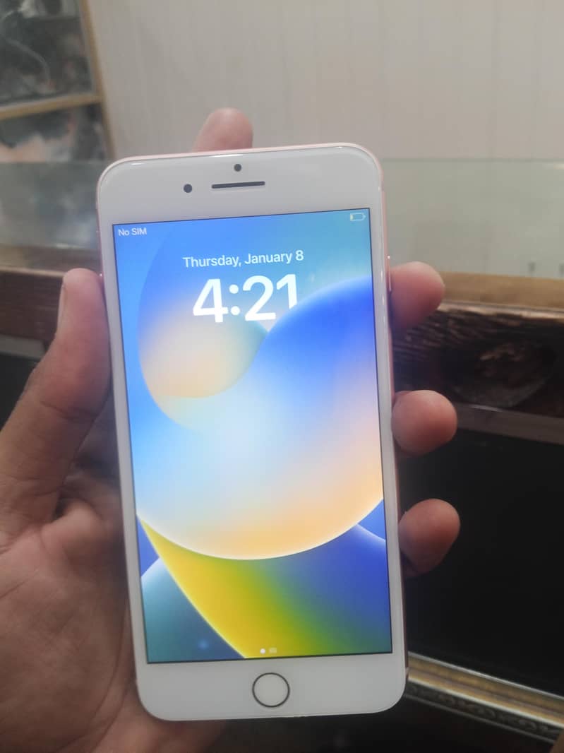 Apple iPhone 8 Plus 2