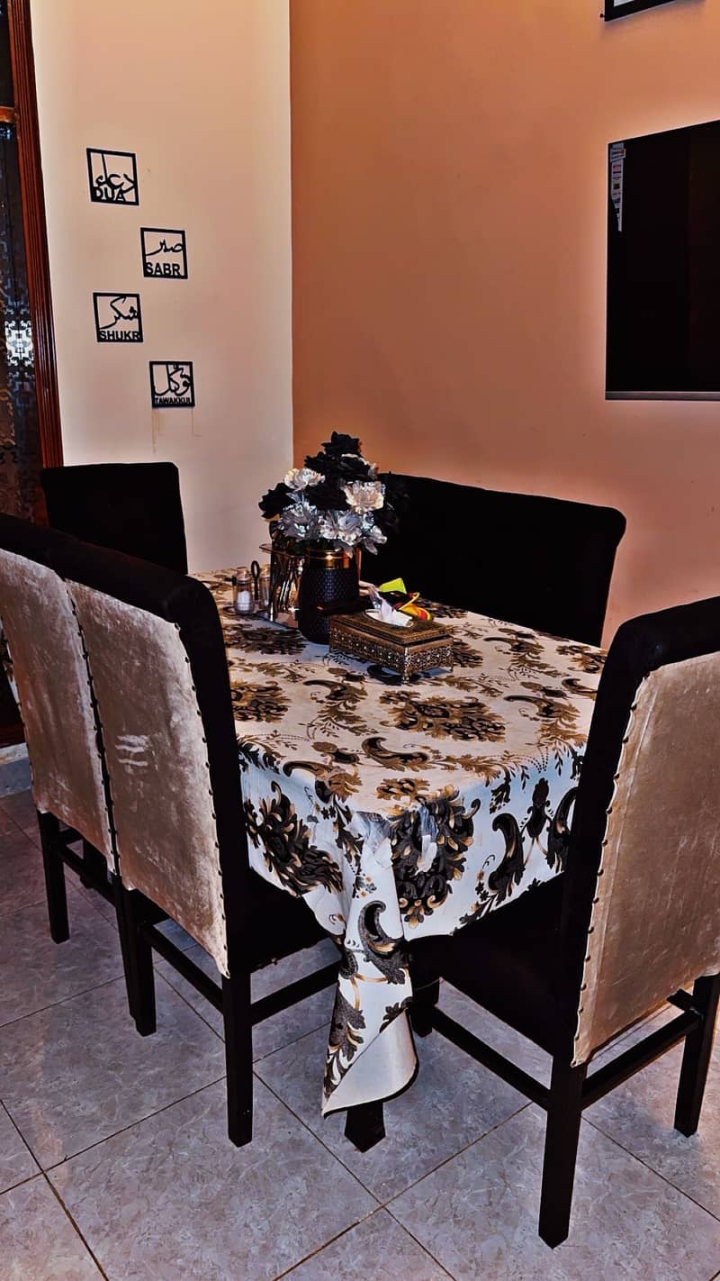 Dinning table 1