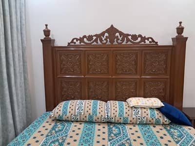 the quality of bed set is 10 by 10