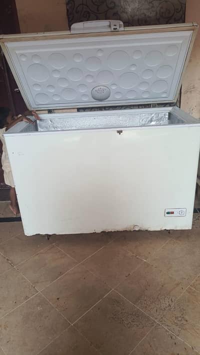 Dea freezer sale