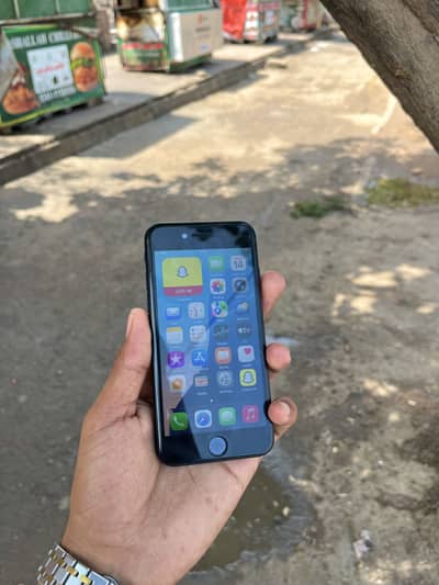 Apple iPhone SE 3 Non Pta 64 Gb