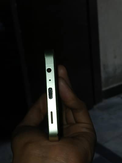 Samsung Mobile A06
