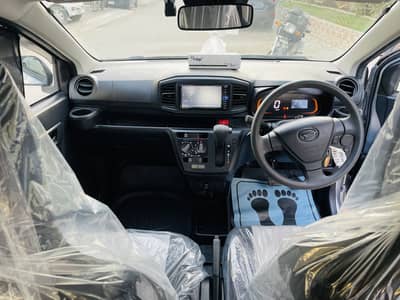 Daihatsu Mira 2022