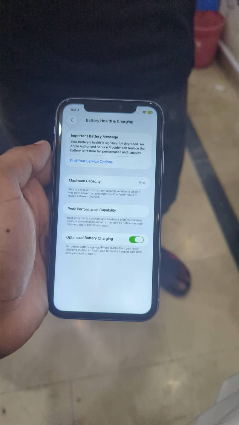 Apple iPhone 11 0