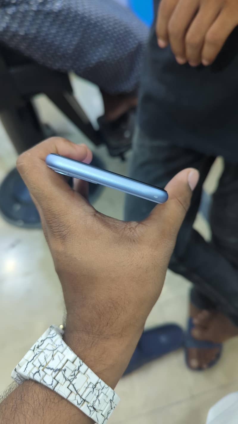 Apple iPhone 11 2