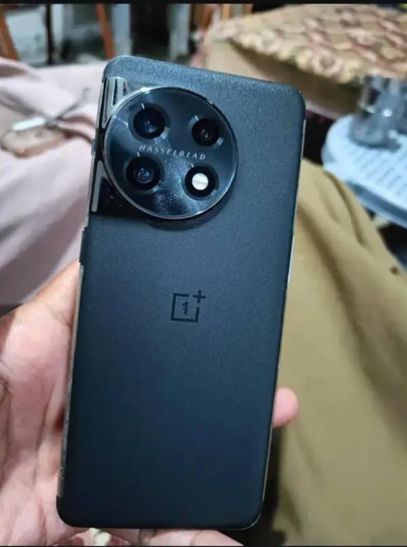 One Plus 11 1