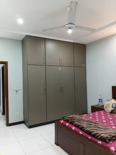 2 bad flat for rent LDA Avenue
