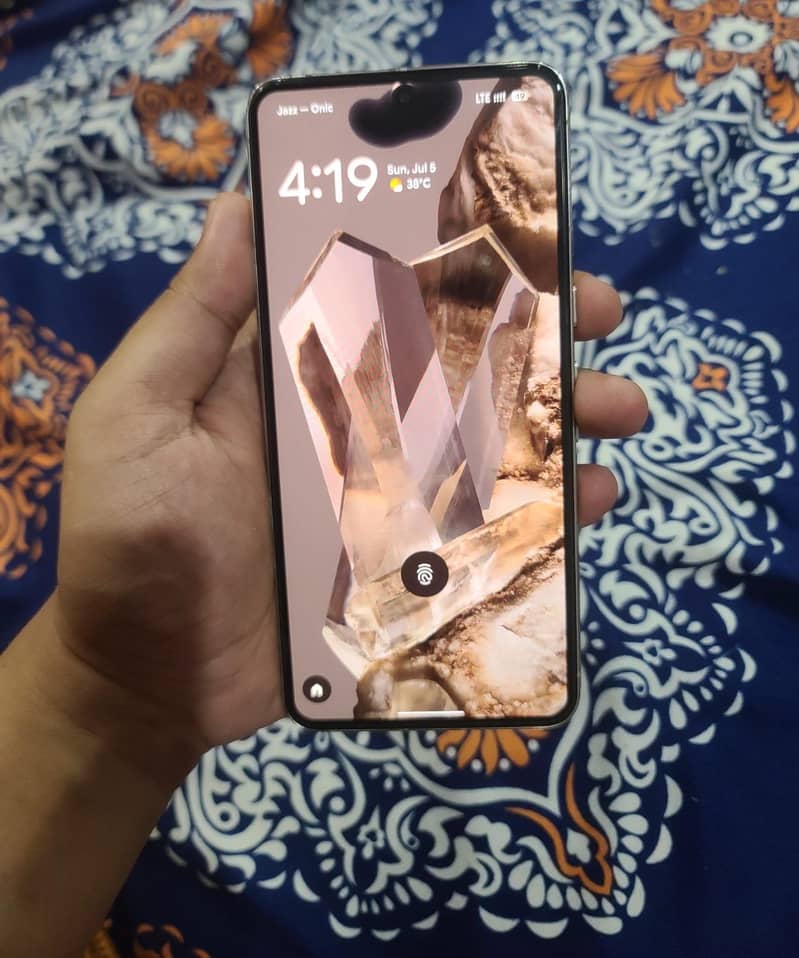 Google Pixel 8 Pro 3
