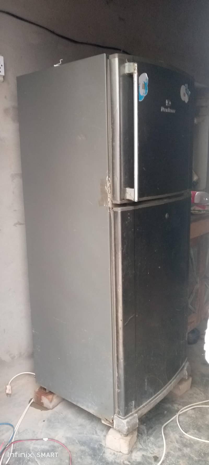 second hand refrigerator 0