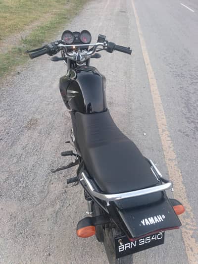 yahama ybr G
