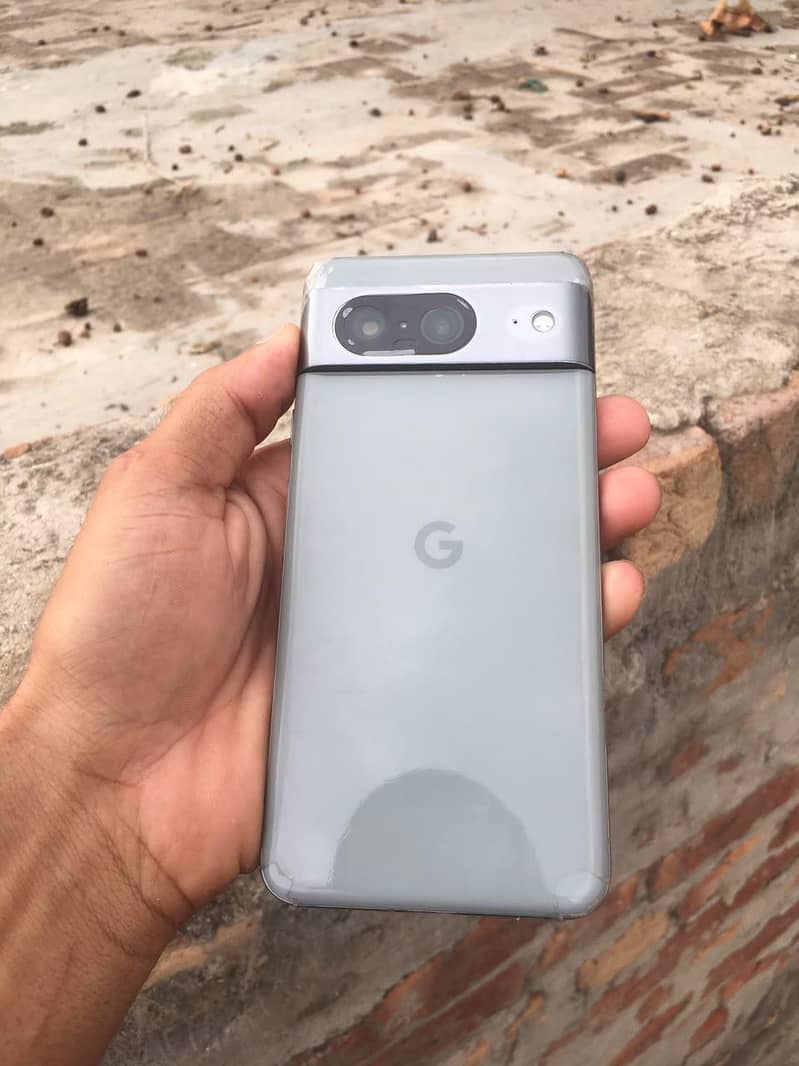 Google Pixel 8 1