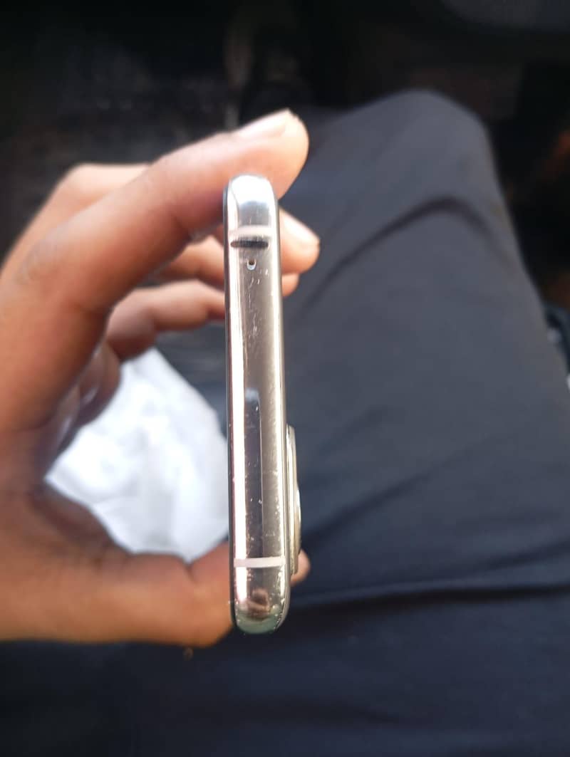 One Plus 9 Pro 8