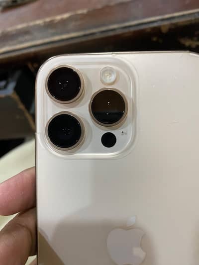 Apple iPhone 16 Pro Max jv