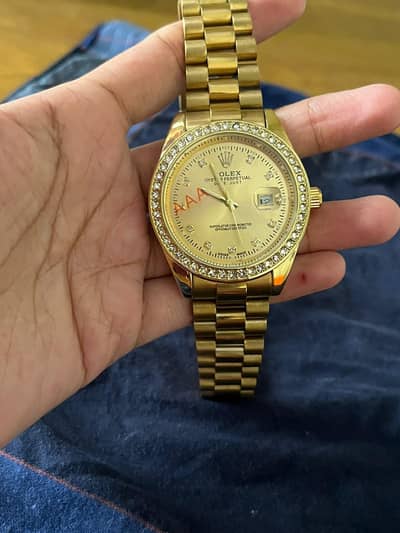 Selling my Watch (Rolex Golden Colour)
