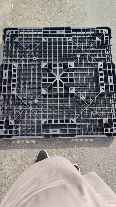 Wooden & Plastic Pallets New&Used Bulk Quantity (03186172214)