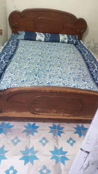 Double Bed with Matters