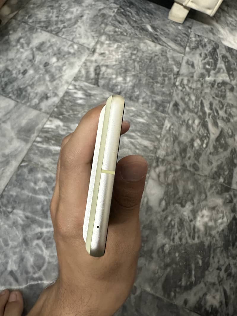 Google Pixel 7 3