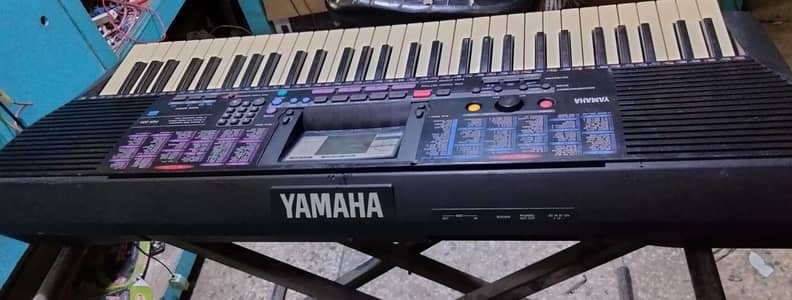 Yamaha PSR 220 keyboard
