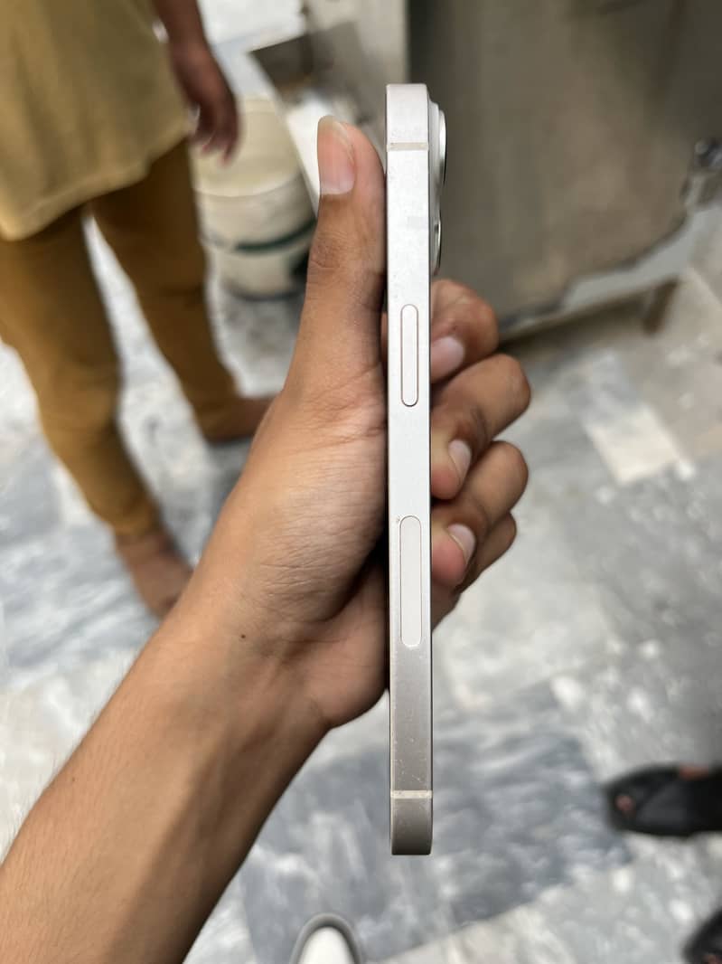 Iphone 14 3