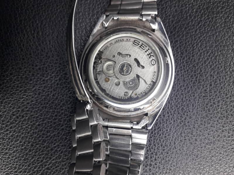 watch 1