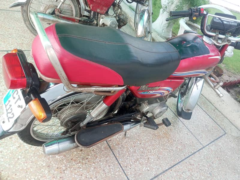 Dhoom 70cc 2