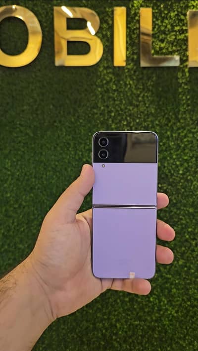 Samsung Galaxy Z Flip 4 12GB RAM 128GB PTA Approved | Brand New | Box