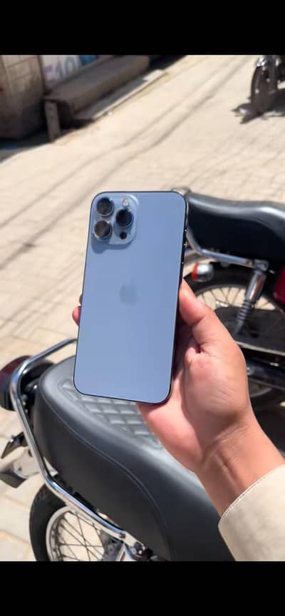 Apple iPhone 13 Pro Max