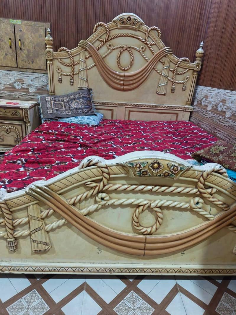 BED + Dressing+ Almari 0