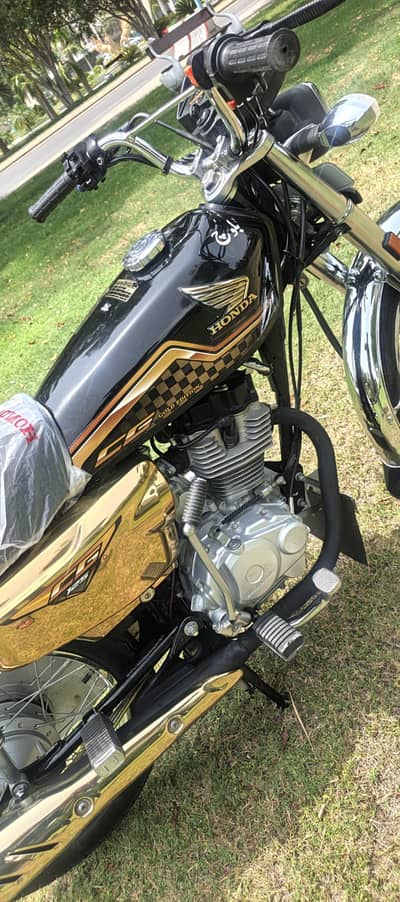 Honda CG 125 Black 2024/25