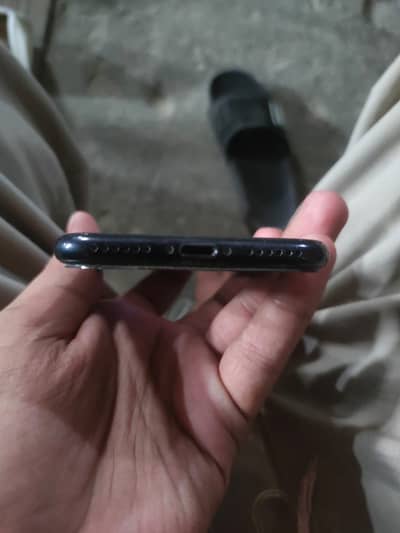 Apple iPhone SE