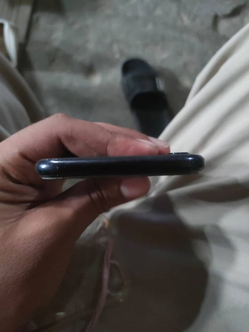 Apple iPhone SE 3