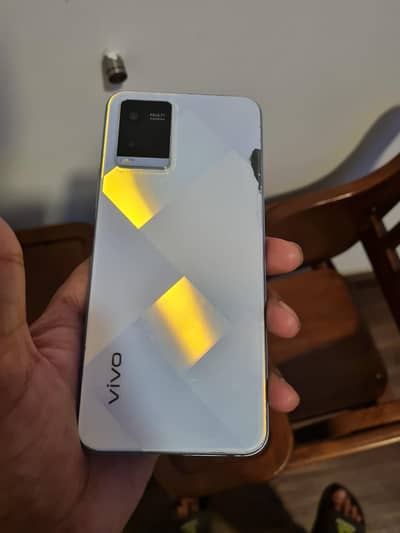 Vivo Y21