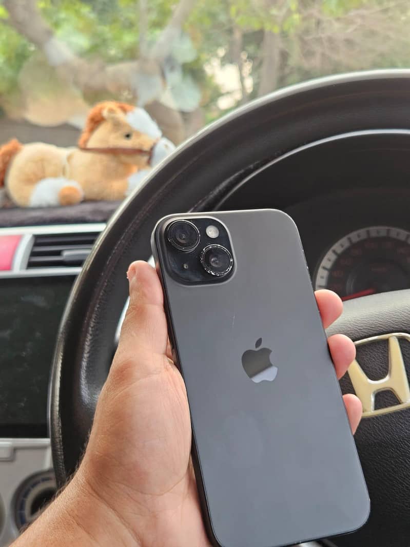 Apple iPhone 15 2