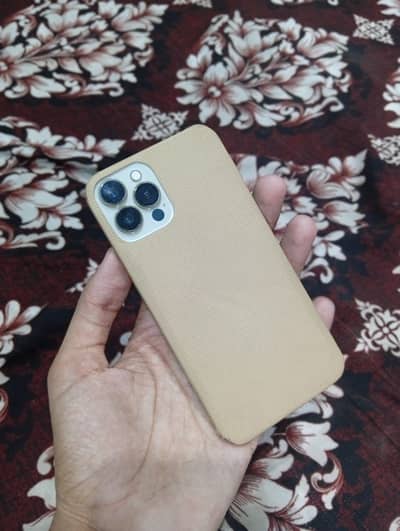 iPhone X (12 Pro Look) - Gold Color - PTA Approved - Box & Cable