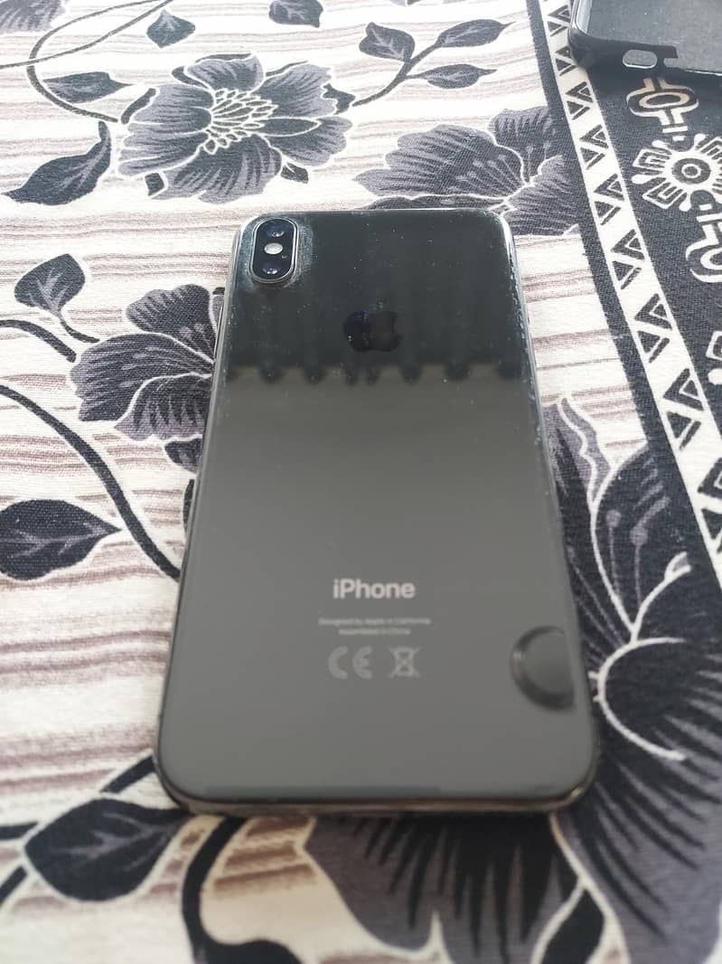 Apple iPhone X 5