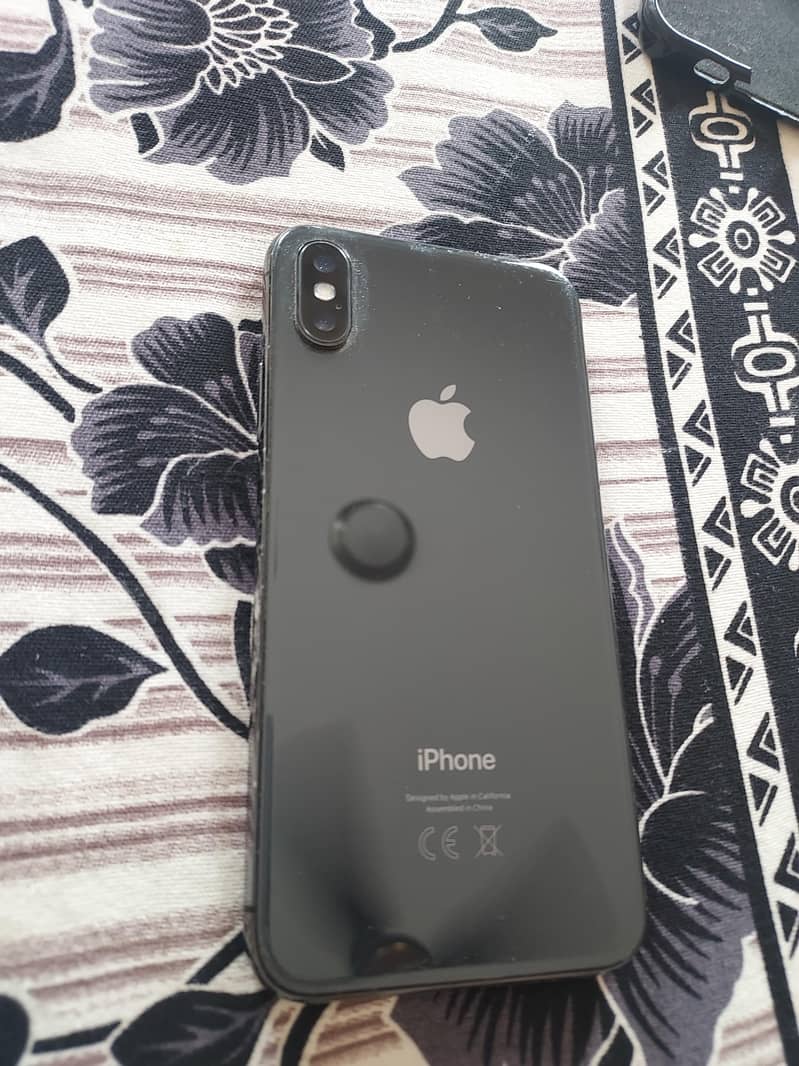 Apple iPhone X 6