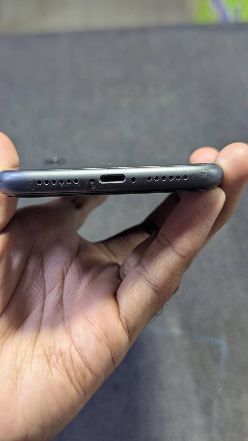 Apple iPhone 11 1