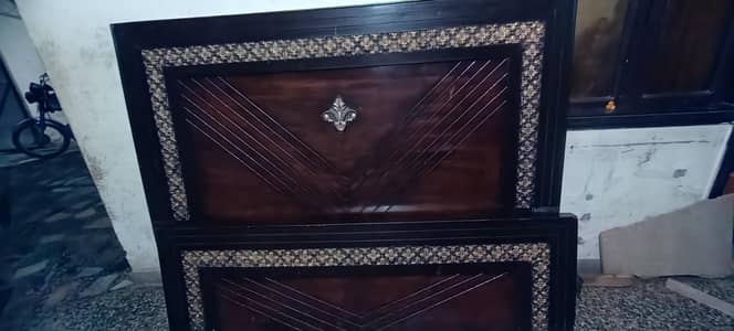 king size bed urgent sale