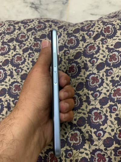 Vivo Y33s