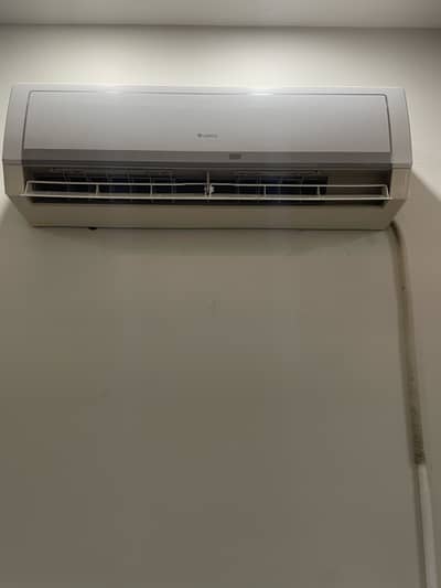 Gree Ac 1 ton