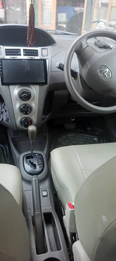 Toyota Vitz 2009