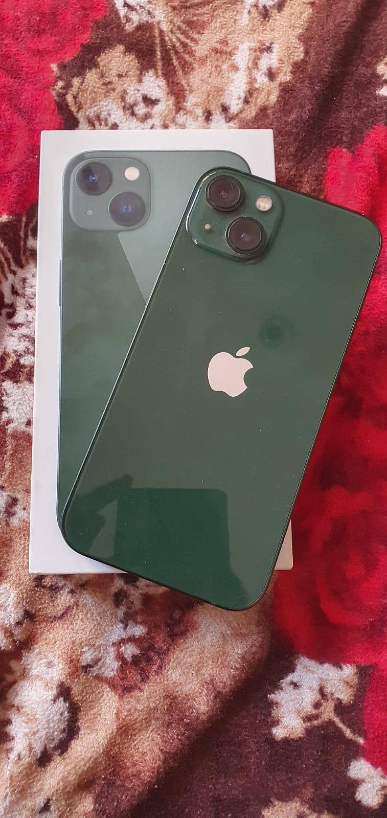 Apple iPhone 13 0