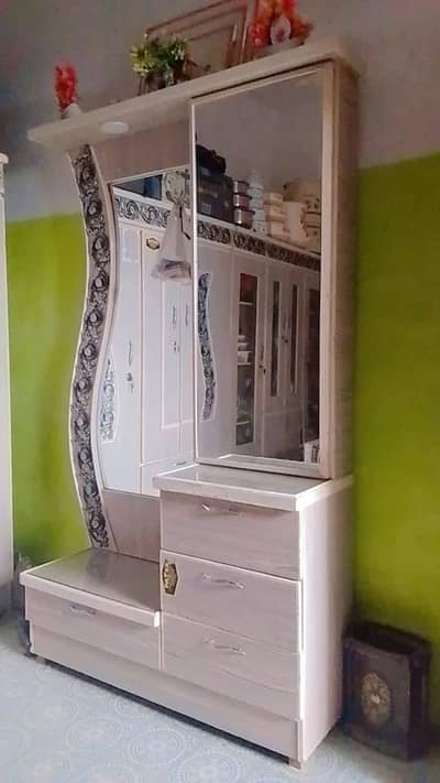 Complete Bedroom Set for Sale – Good Condition