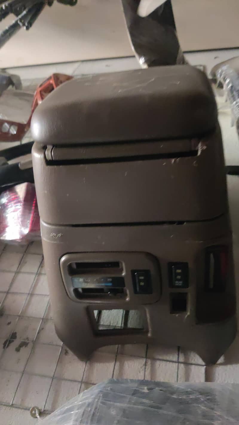 Parado Console box 0