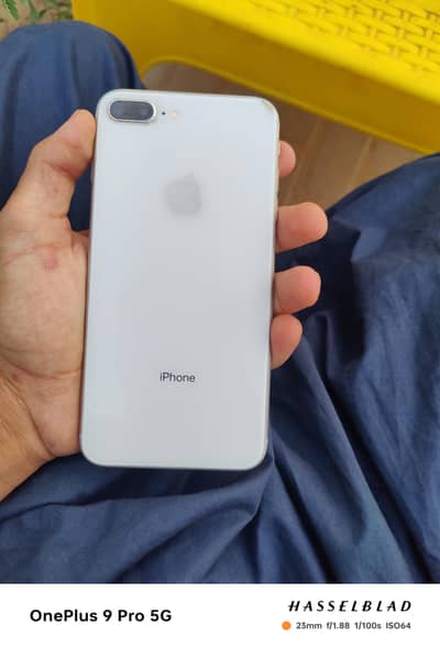 Apple iPhone 8 Plus