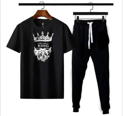 Sports Clothes for Men & Women | Gym Wear | Tracksuit | Dry Fit