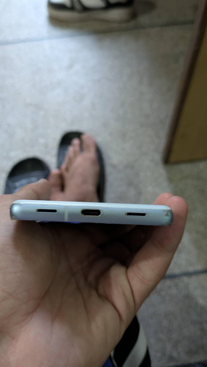 Google Pixel 7a 2