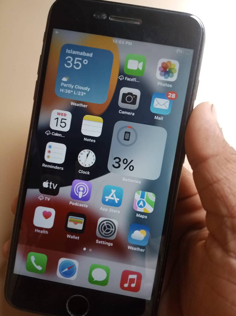 Apple iPhone 7 Plus 0