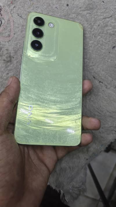 Vivo Y100